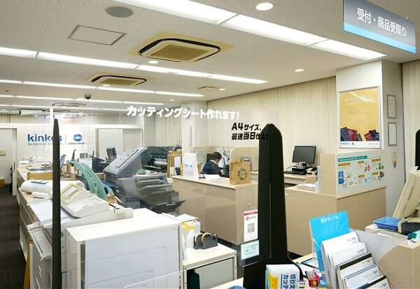 なんば店 店内
