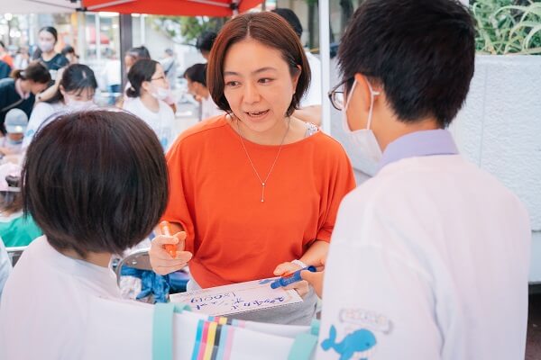 川崎・平間小学校とのイベント風景