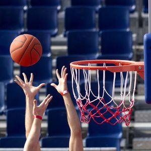 夏休みのスポーツ大会用ポスターやチラシのデザイン 作り方 コピー プリント ポスター 名刺 製本などオンデマンド印刷のキンコーズ ジャパン