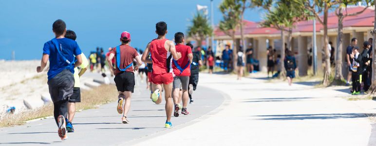 マラソン大会の参加者たち